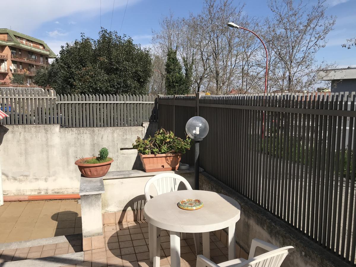Pompei Deluxe Apartment Formia Bagian luar foto