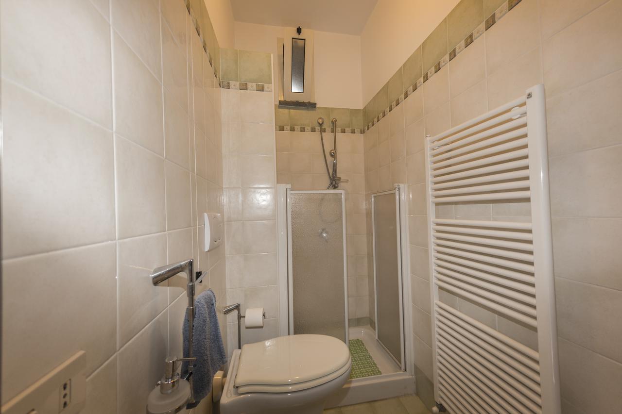 Pompei Deluxe Apartment Formia Bagian luar foto